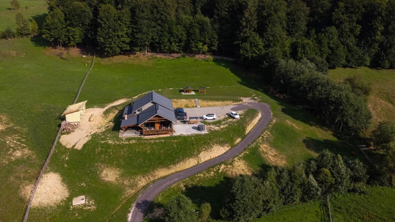 Valley House Cabana Cu Priveliste De Vis Sita Buzăului Esterno foto